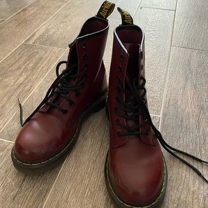 Dr. Martens Authentic Boots